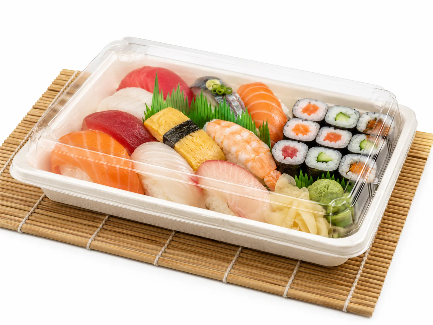 Bagasse sushi tray with clear lid for retail food display